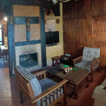 Casa Rural La Casa De Los Pollos Turrubuelo Екстер'єр фото