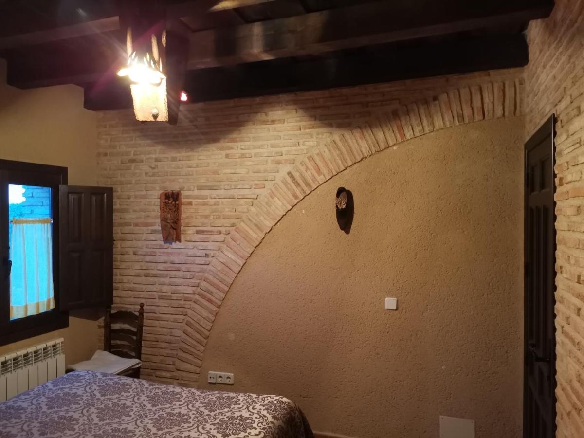 Casa Rural La Casa De Los Pollos Turrubuelo Екстер'єр фото