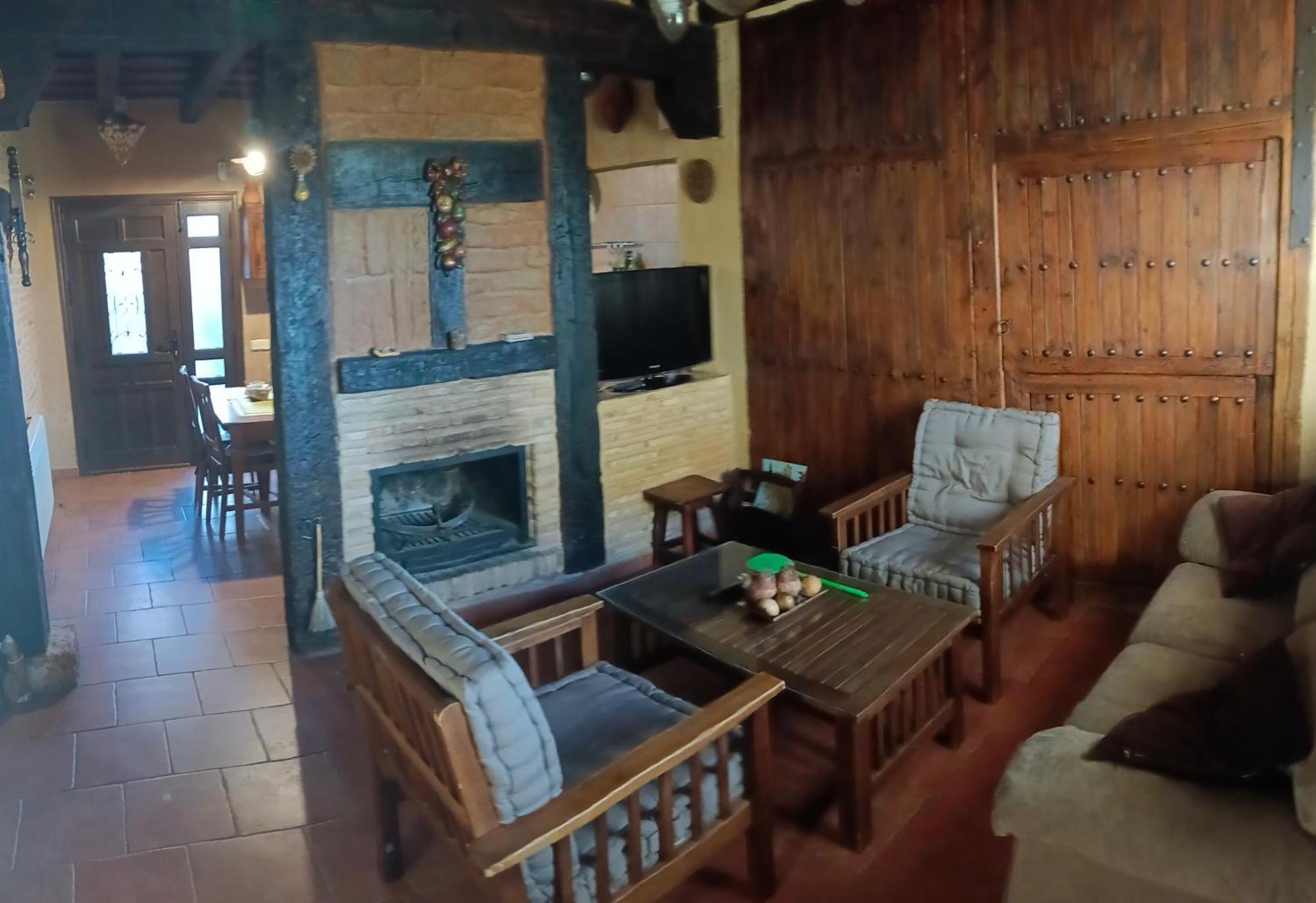 Casa Rural La Casa De Los Pollos Turrubuelo Екстер'єр фото